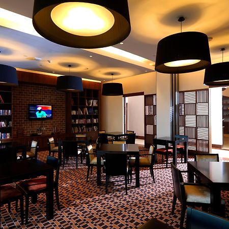 Staybridge Suites Yas Island Abu Dhabi By Ihg Buitenkant foto