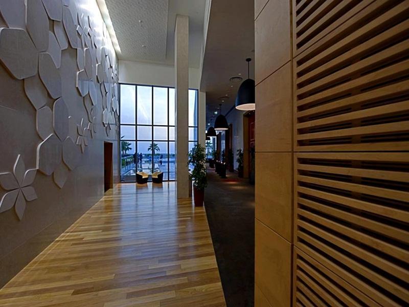 Staybridge Suites Yas Island Abu Dhabi By Ihg Interieur foto